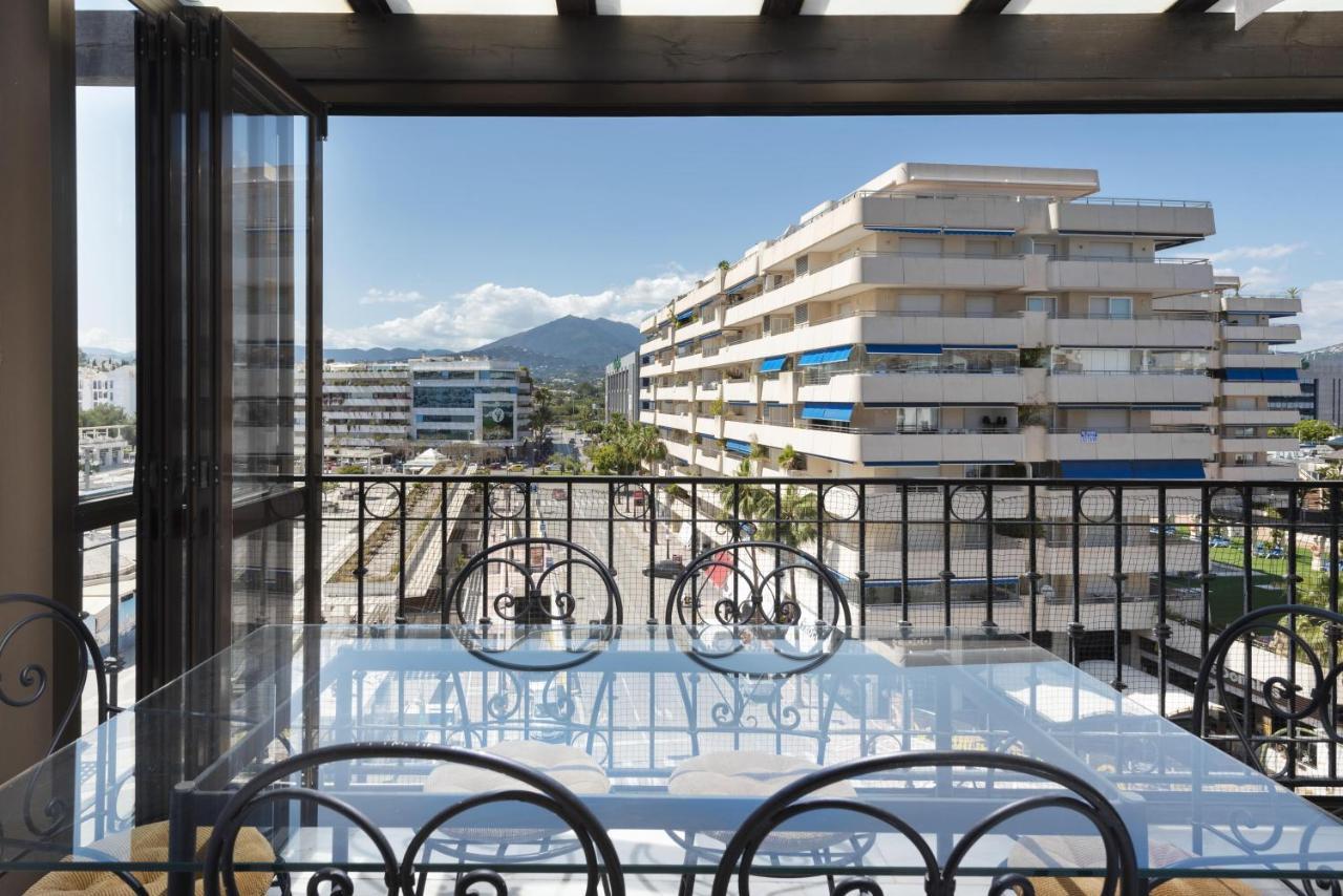 Two Bedroom Apartment In Puerto Banus With Terrace 马尔韦利亚 外观 照片