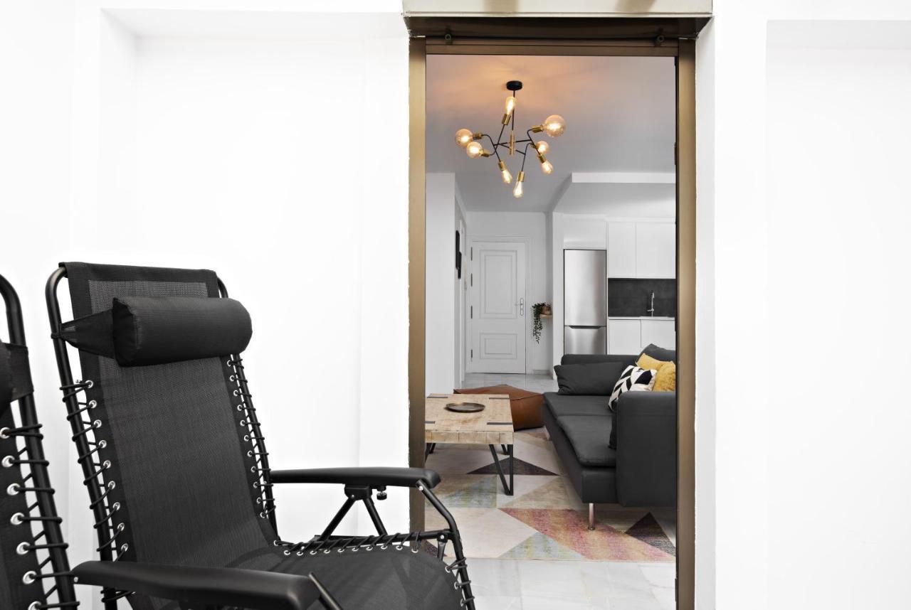 Two Bedroom Apartment In Puerto Banus With Terrace 马尔韦利亚 外观 照片